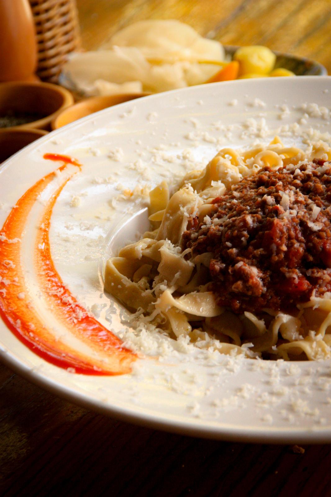 El Açması Bolonez Soslu Fettuccine