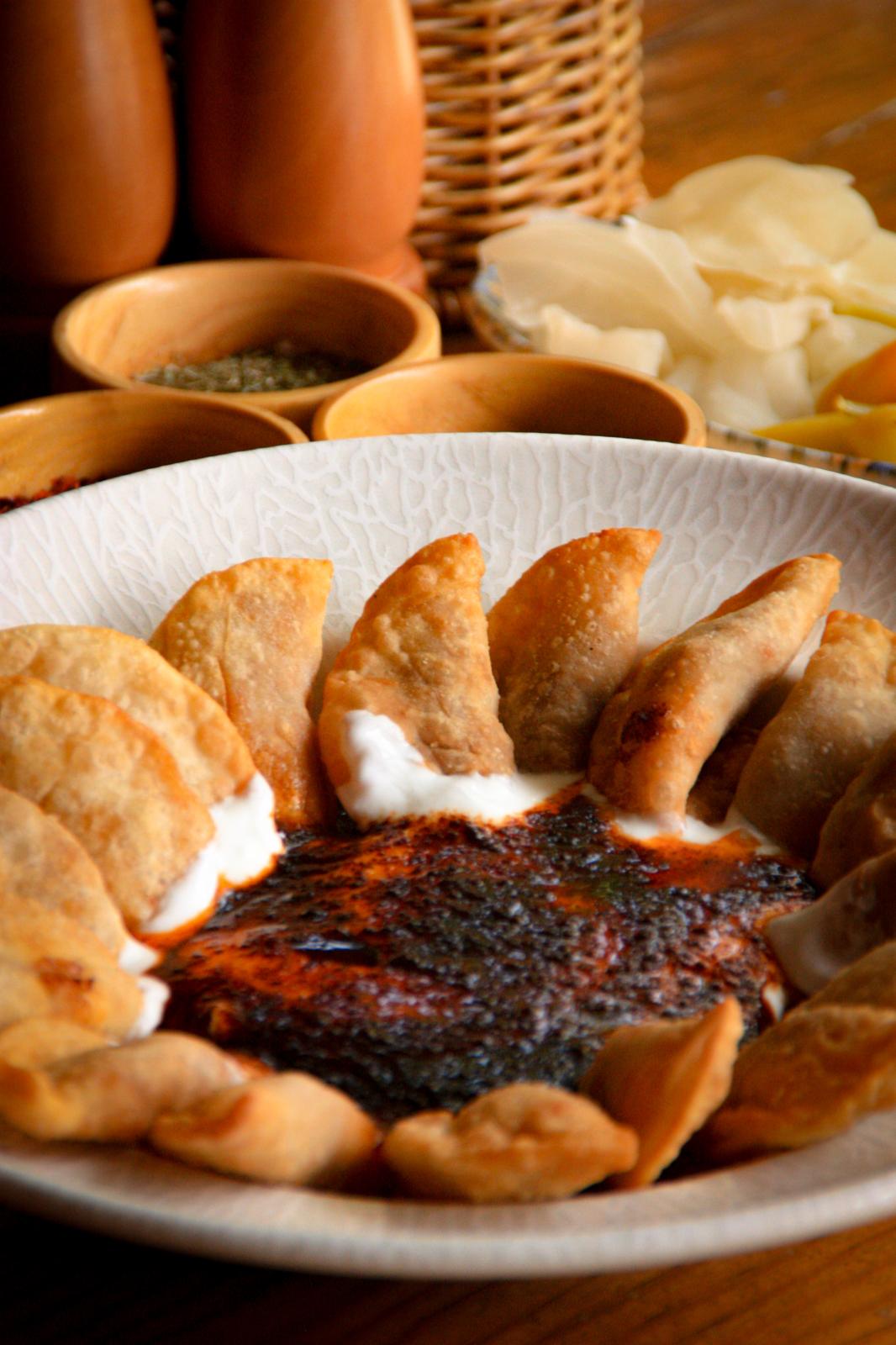 Kızarmış Ispanaklı Mantı